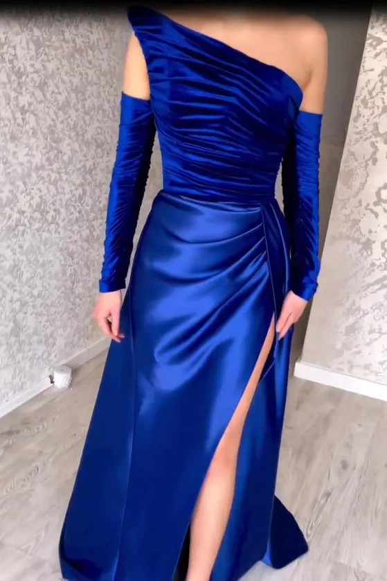 Charming Long Strapless A-Line Split Front Prom Dress With Long Sleeves