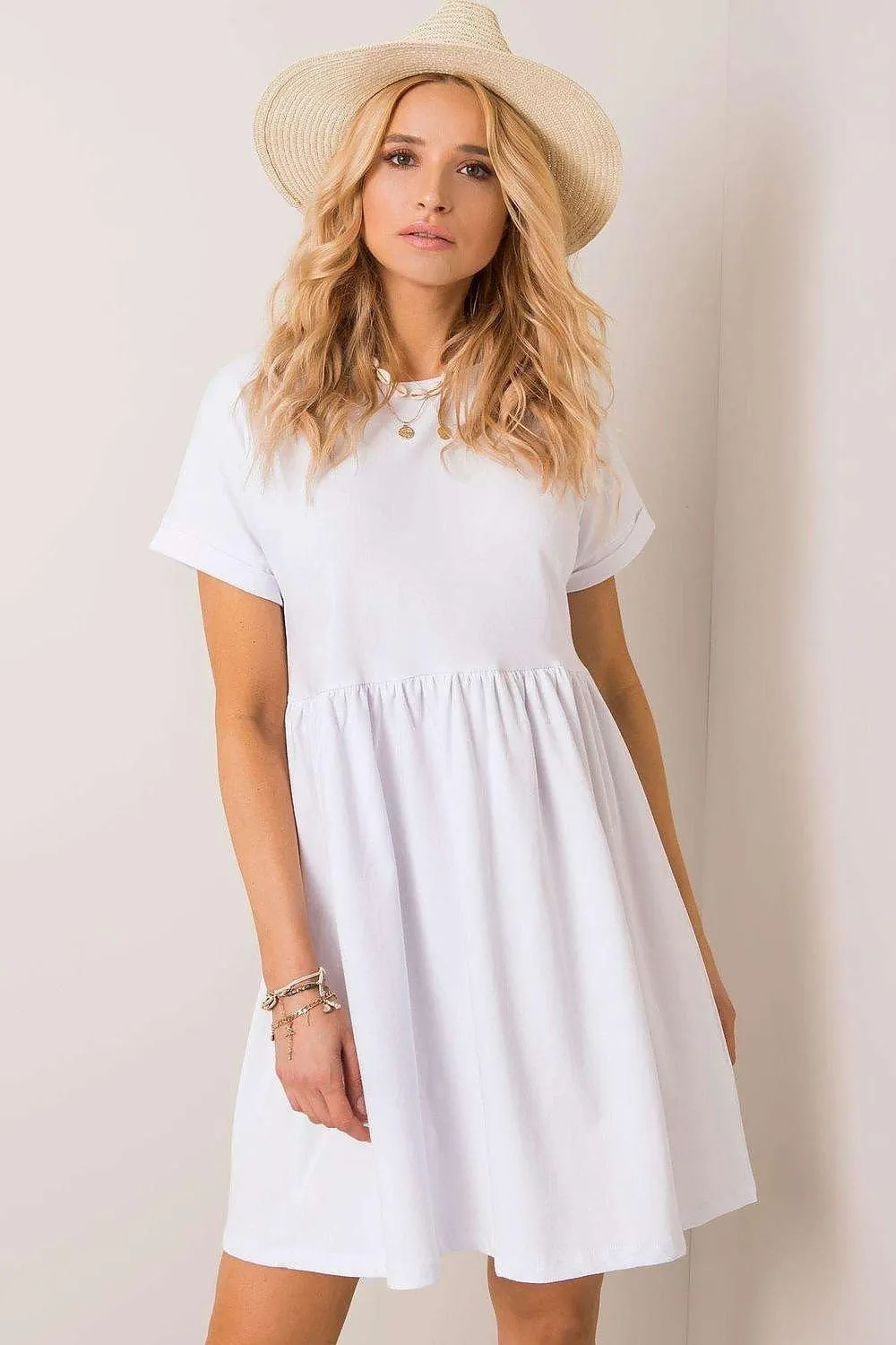 Chic and Comfortable Cotton Midi Dress