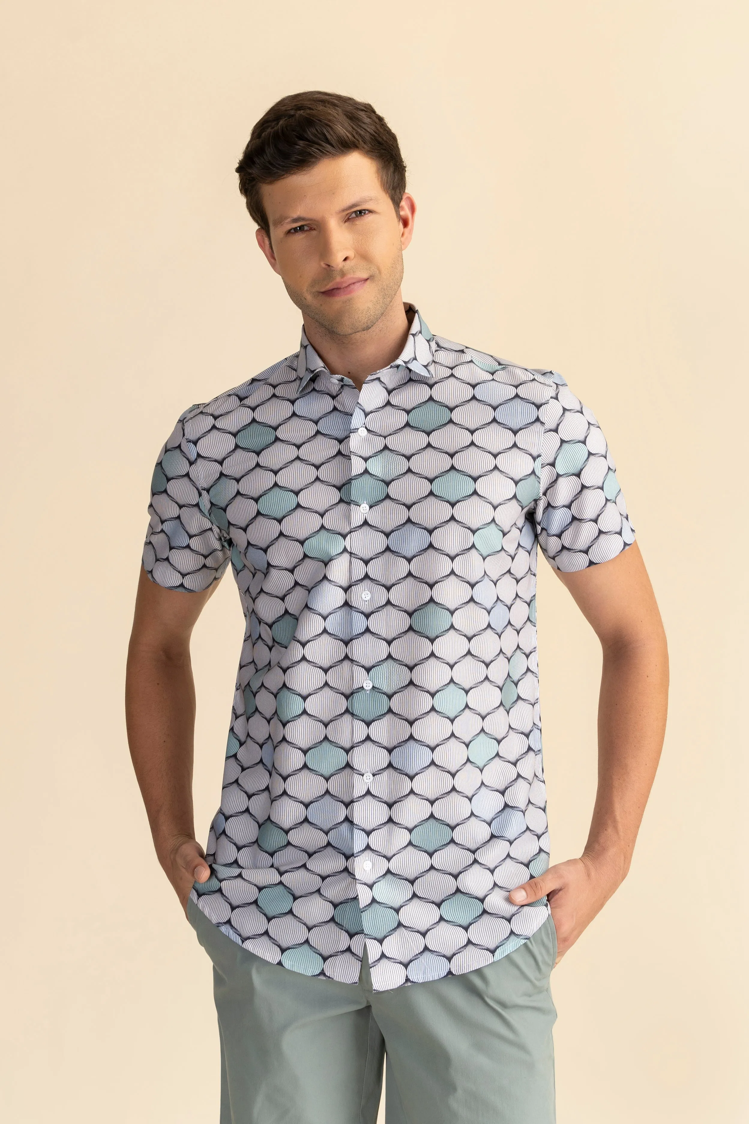 Half Sleeves Geometric Balloon Print Shirt EOSS