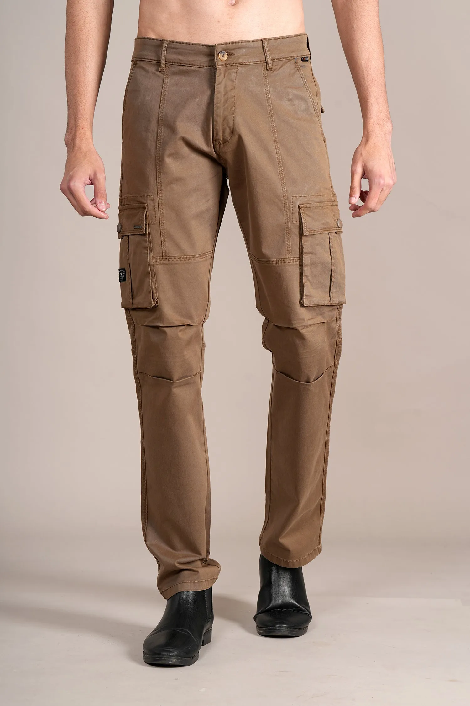 Men Brown Solid Casual Cargo Pant