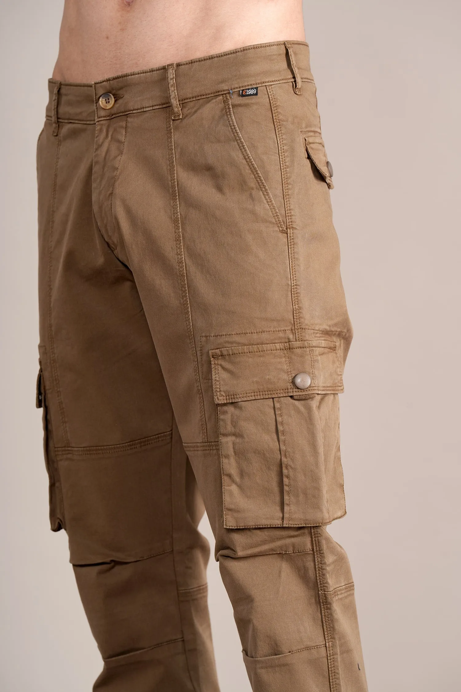 Men Brown Solid Casual Cargo Pant