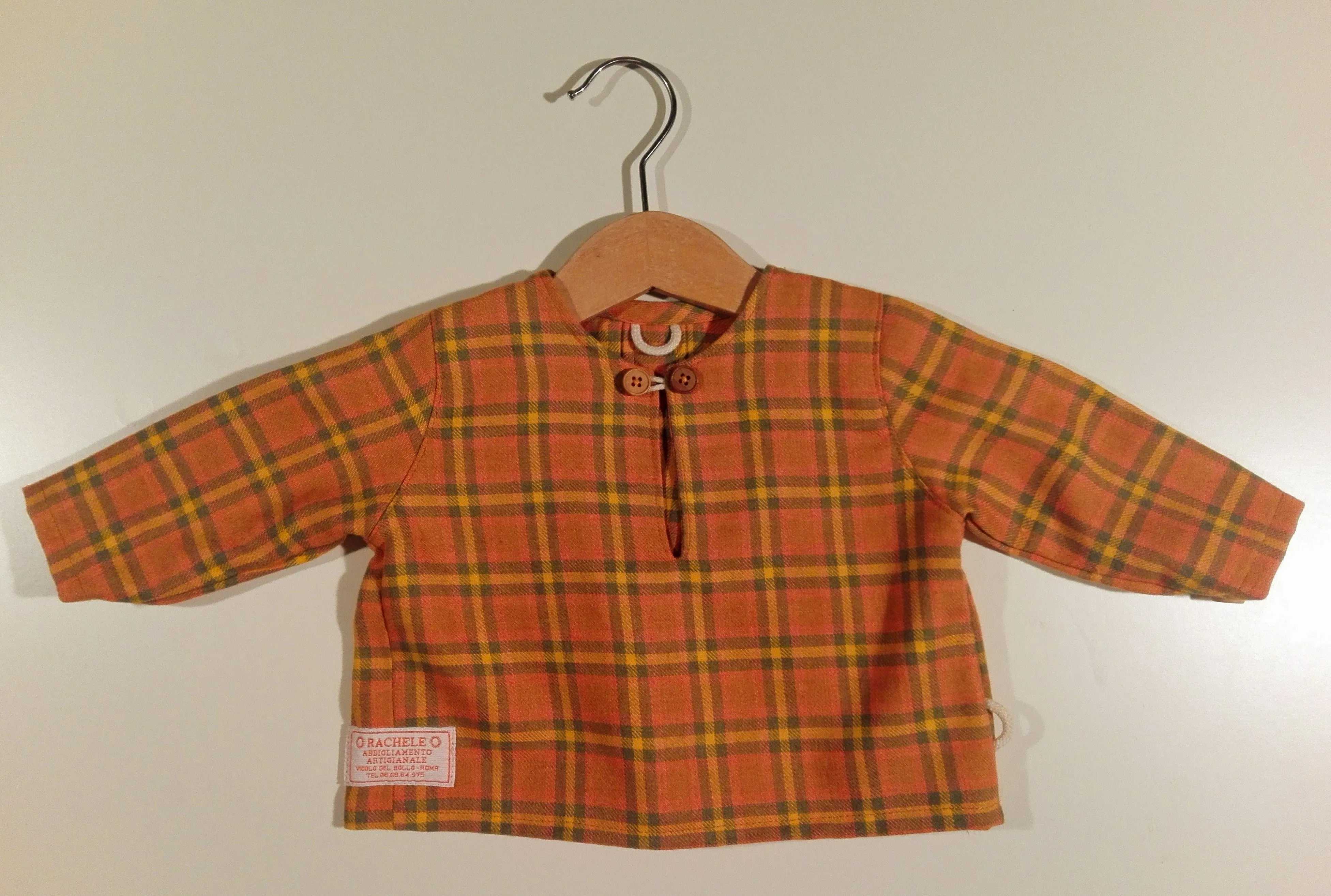 Shirt in flanel with patches on the sleeve