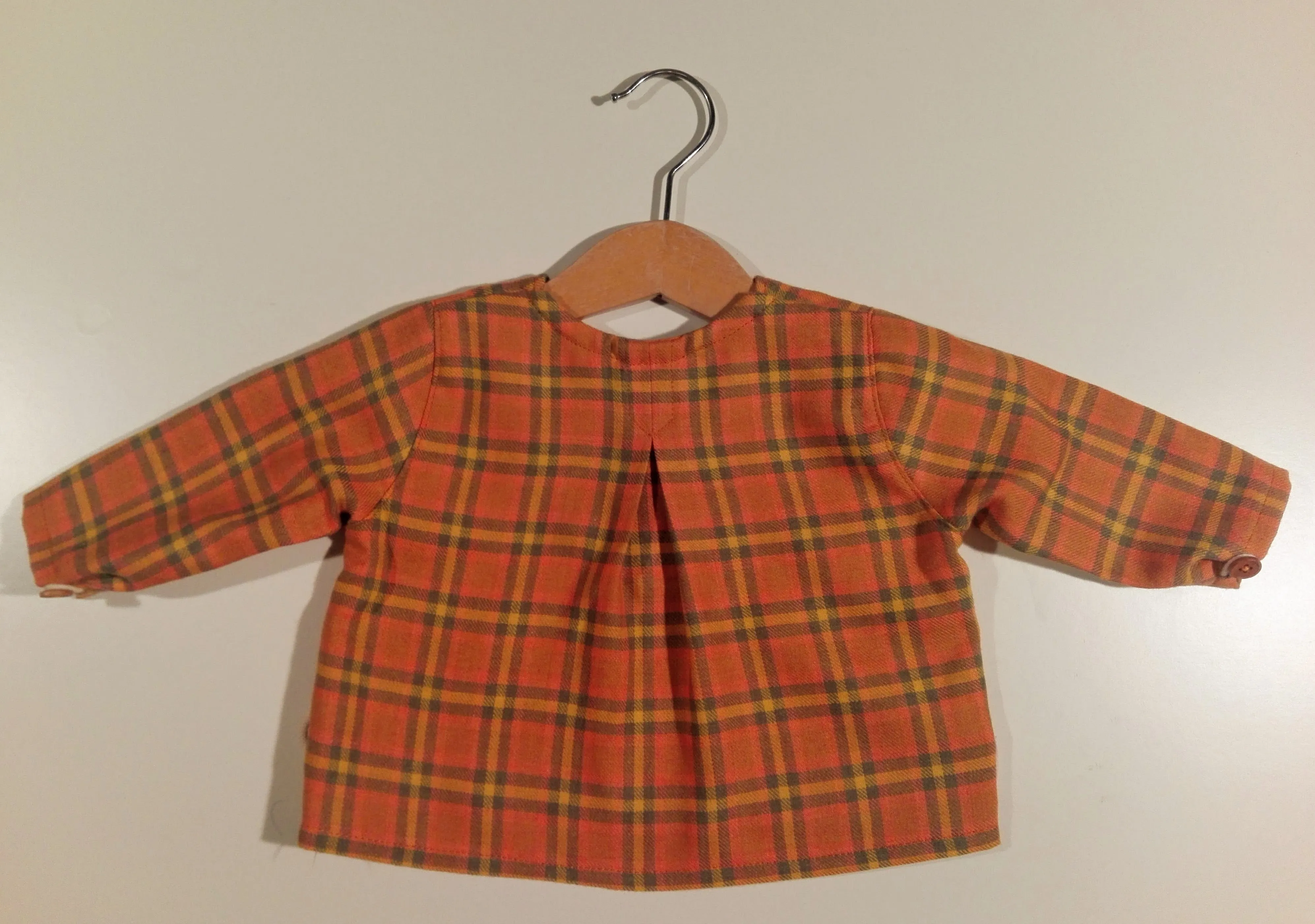 Shirt in flanel with patches on the sleeve