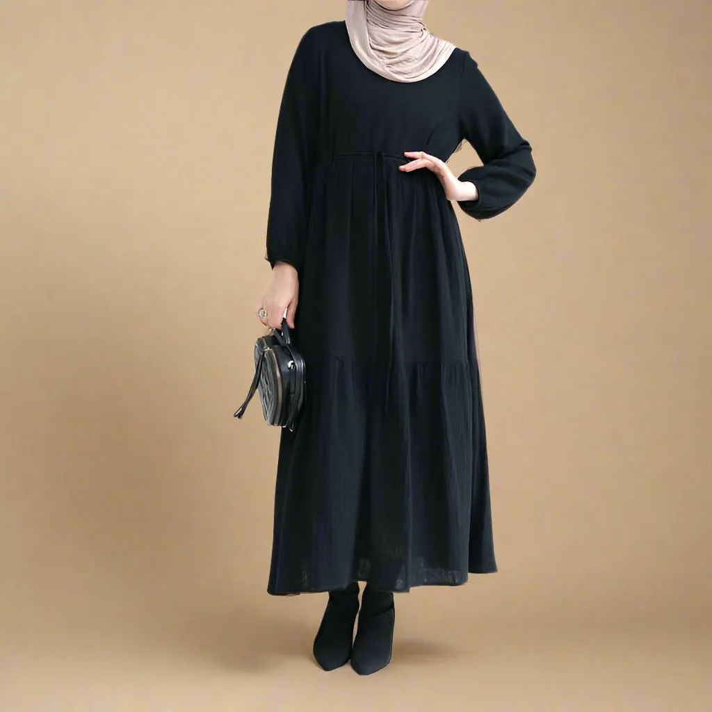 Sophie Comfortable cotton dress with  a belted waist