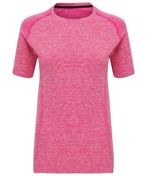 Womens TriDri® seamless 3D fit multi-sport performance short sleeve top | Pink